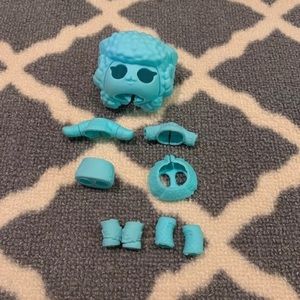 lol surprise under wraps accessories